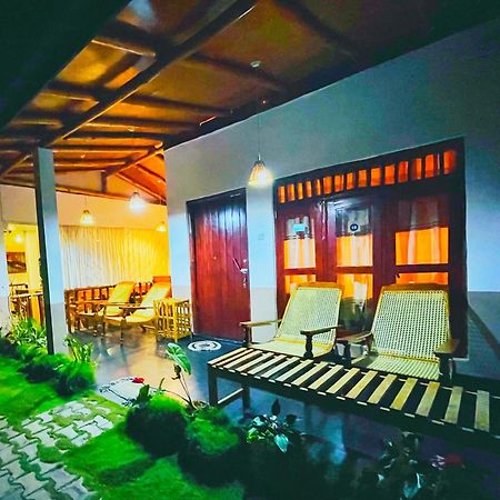 אלה Rainbow Sky Cottage מראה חיצוני תמונה